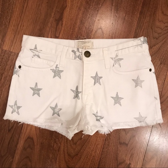 Current/Elliott Pants - Current Elliott White Jean Shorts w/ Silver Stars